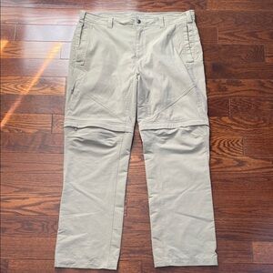 Columbia Men’s Convertible Hiking Pants Size 38 Zip-Off Cargo Outdoor